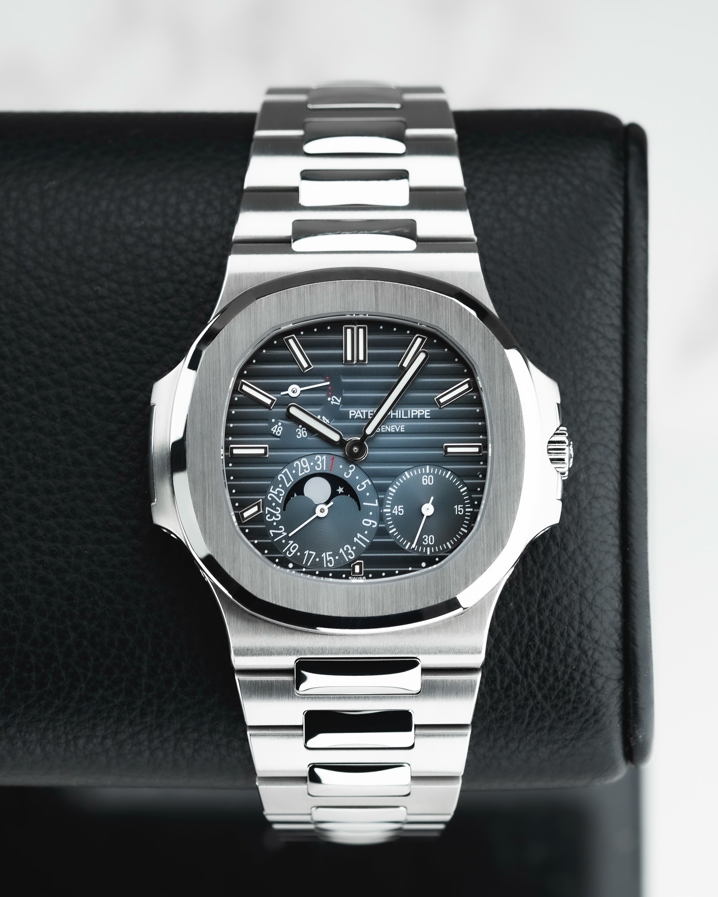 שעון Patek Philippe דגם: 988332632 (העתק)