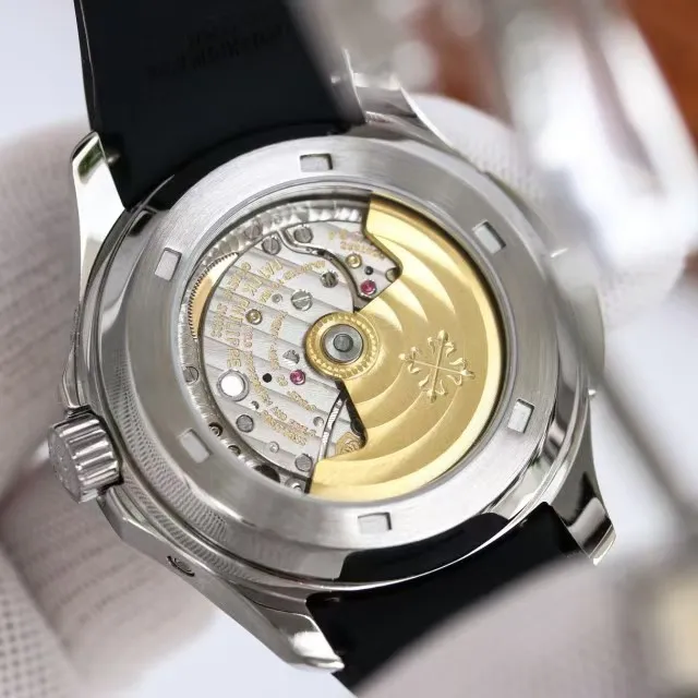 שעון Patek Philippe דגם: 988333282 (העתק)